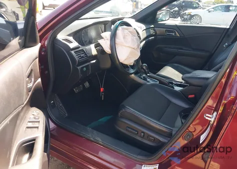 2016 Honda Accord Sport z USA, uszkodzony, nr VIN 1HGCR2F5XGA021512